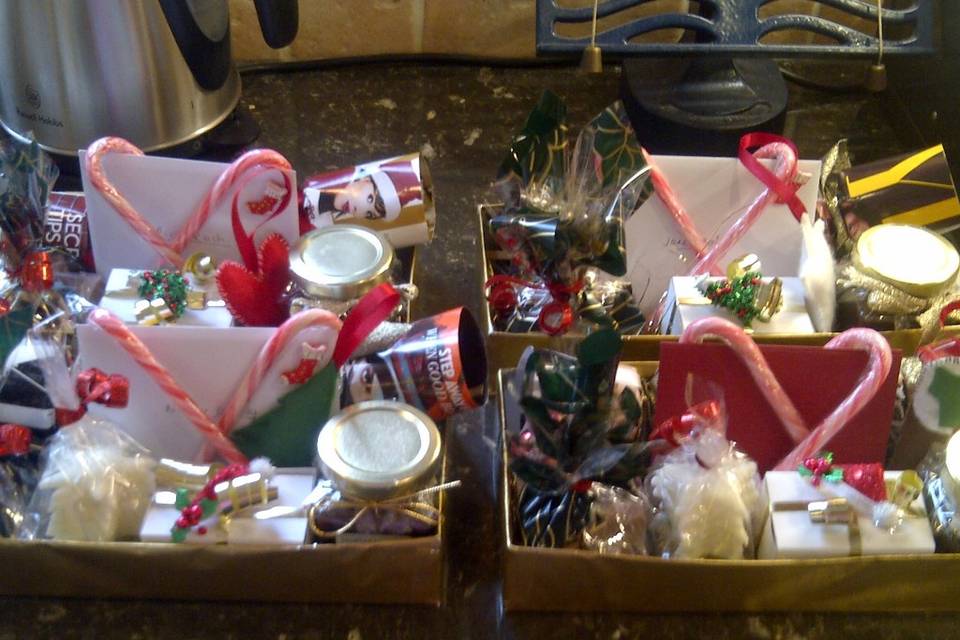 Return gifts hampers