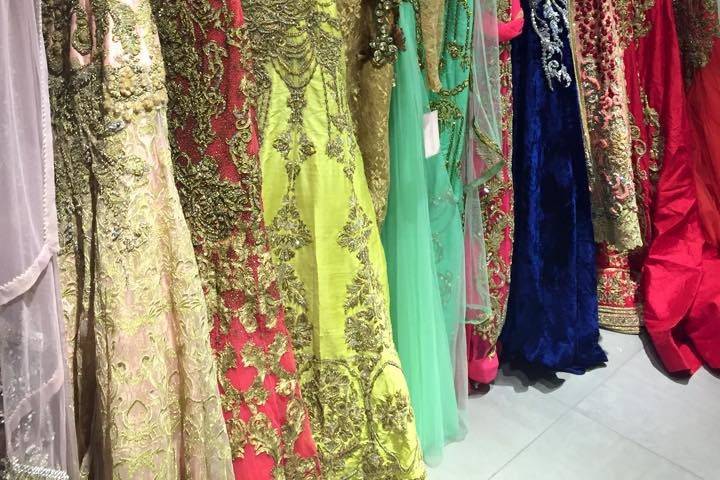 Multi Designer Clothing Store in South Mumbai | Luxury Boutique 2024