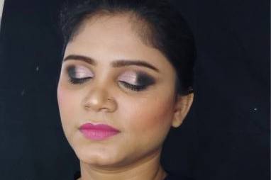 Party makeup