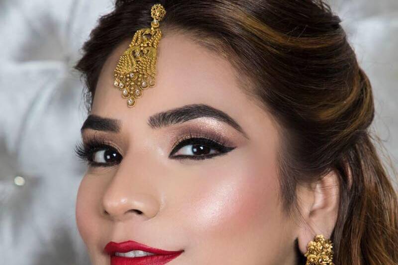 Bridal makeup