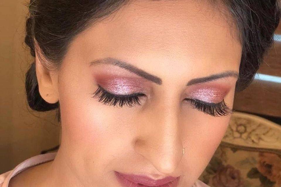 Sakshibhardwajmakeovers_1572870079_2169713945598626306_9443766931