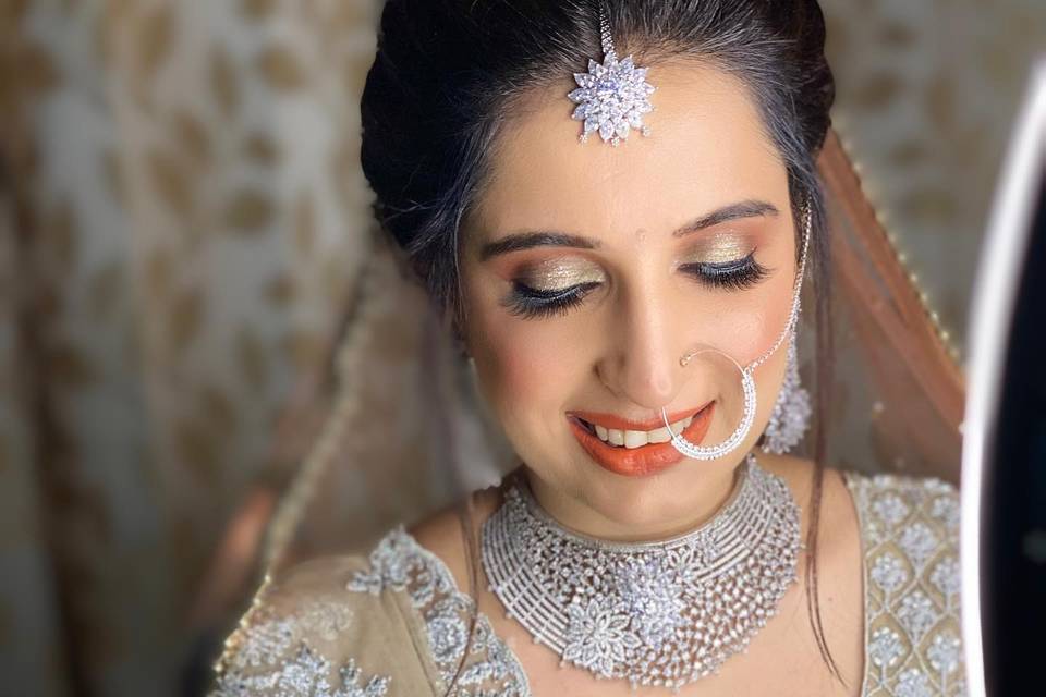 Sakshibhardwajmakeovers_1607664673_2461592151425285957_9443766931