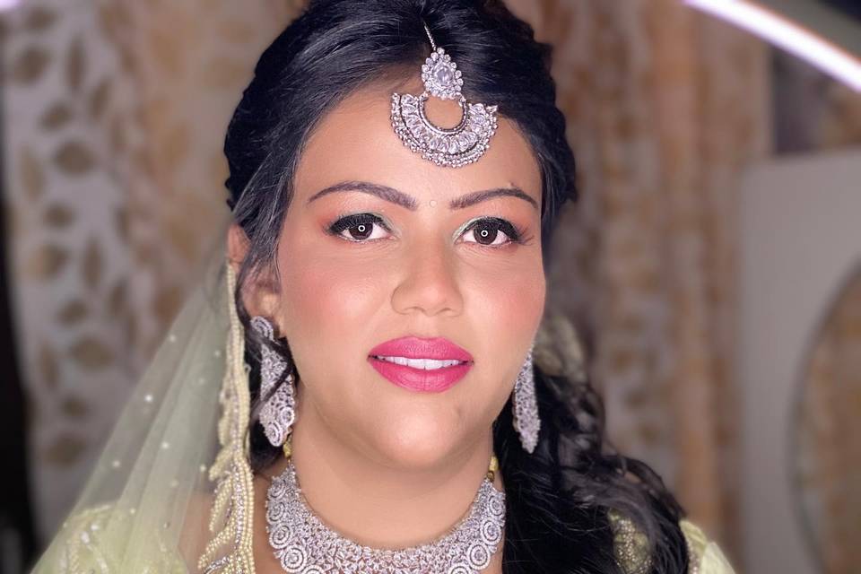 Sakshibhardwajmakeovers_1613660906_2511892205486441389_9443766931