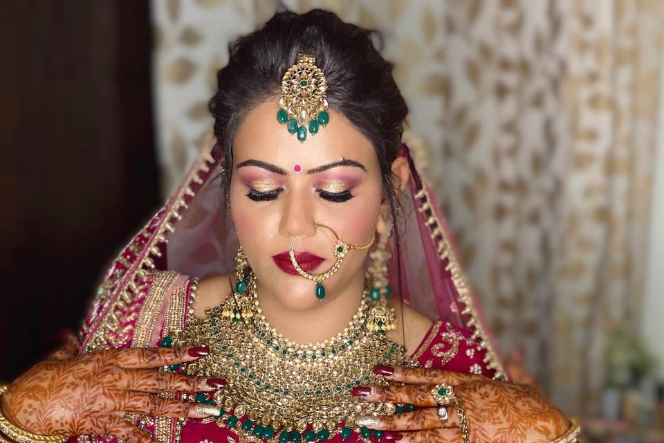 Sakshibhardwajmakeovers_1613831045_2513319430643407968_9443766931