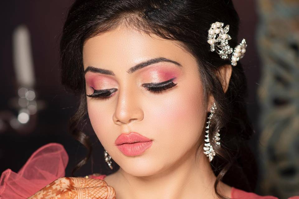 Sakshibhardwajmakeovers_1632403110_2669113202372995664_9443766931