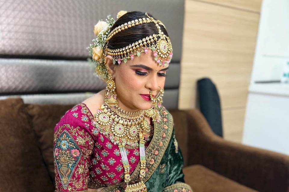 Sakshibhardwajmakeovers_1650210015_2818488346819201588_9443766931