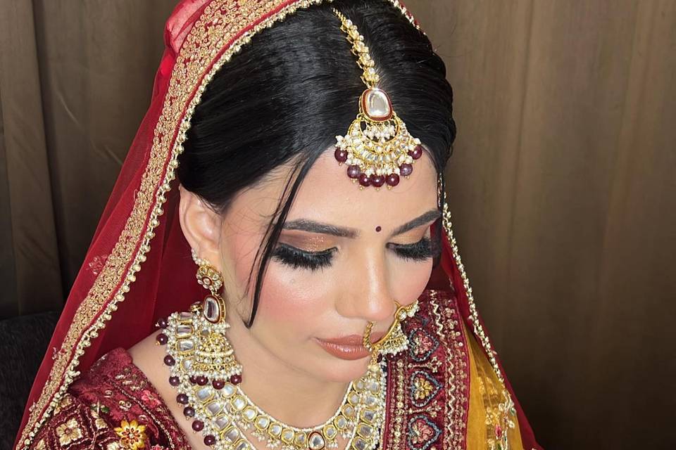 Sakshibhardwajmakeovers_1683464394_3097446298907657374_9443766931