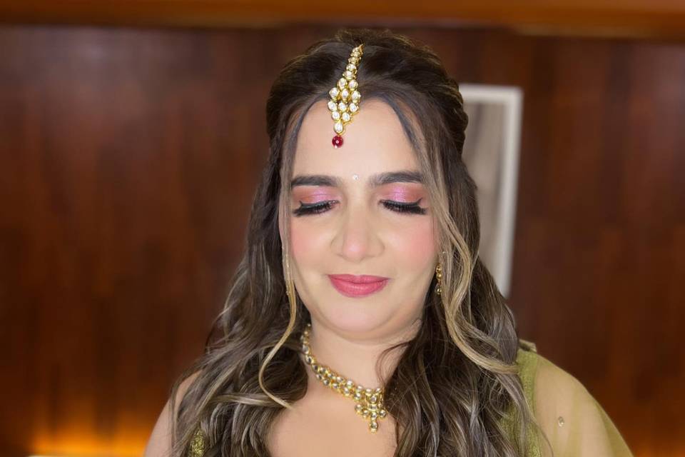 Sakshibhardwajmakeovers_1683618908_3098742458087712574_9443766931