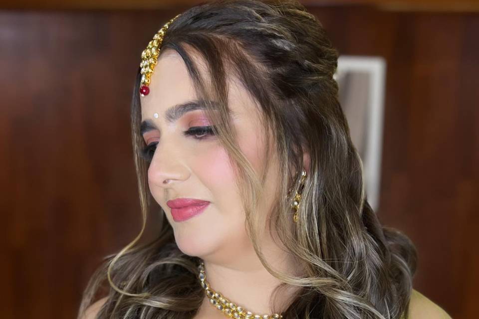 Sakshibhardwajmakeovers_1683618908_3098742458087803065_9443766931