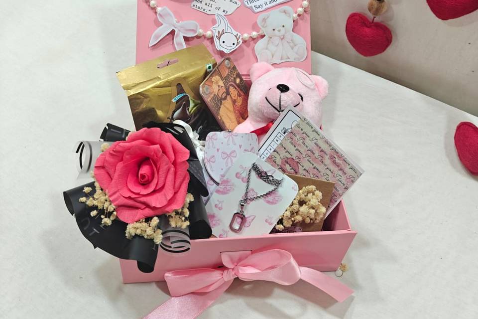 Hamper Boxes
