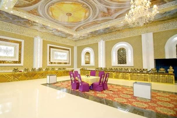 Banquet hall