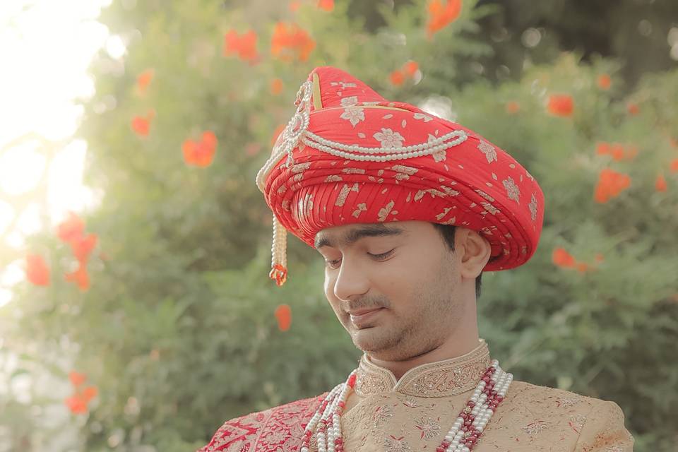 Groom