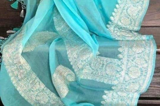 Shubhanjalee Sarees