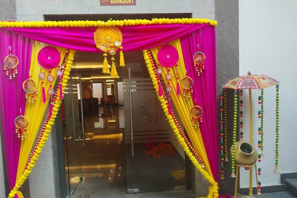 Entrance decor