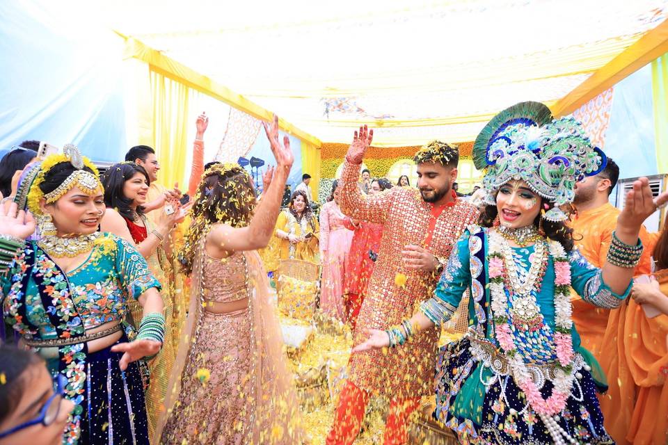 Phoolon ki Haldi