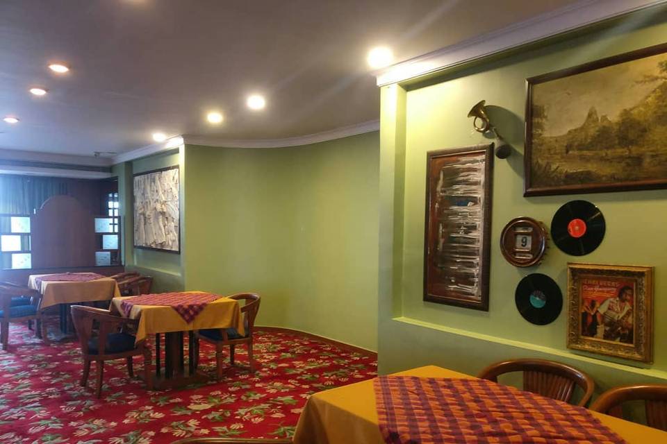 Hotel Rang Sharda