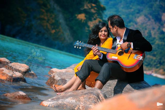 Couple Playing Guitar Music Valentines Day Stock Video Footage by  ©PolonioVideo #634082914