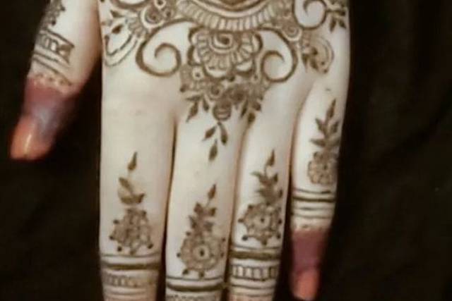 Mehandi Designs From Different Parts Of India | VOGUE India | Vogue India