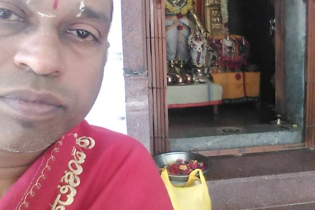 Astrologer Aagama Veda Pandit