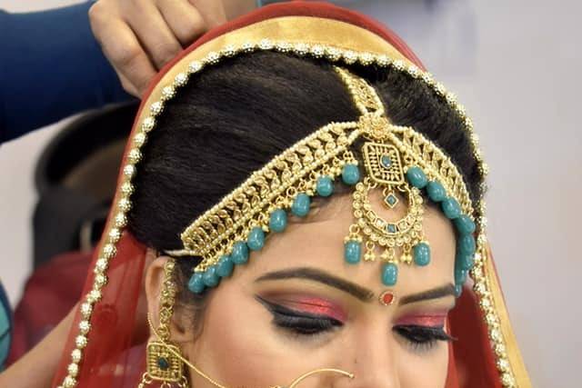 Bridal makeup