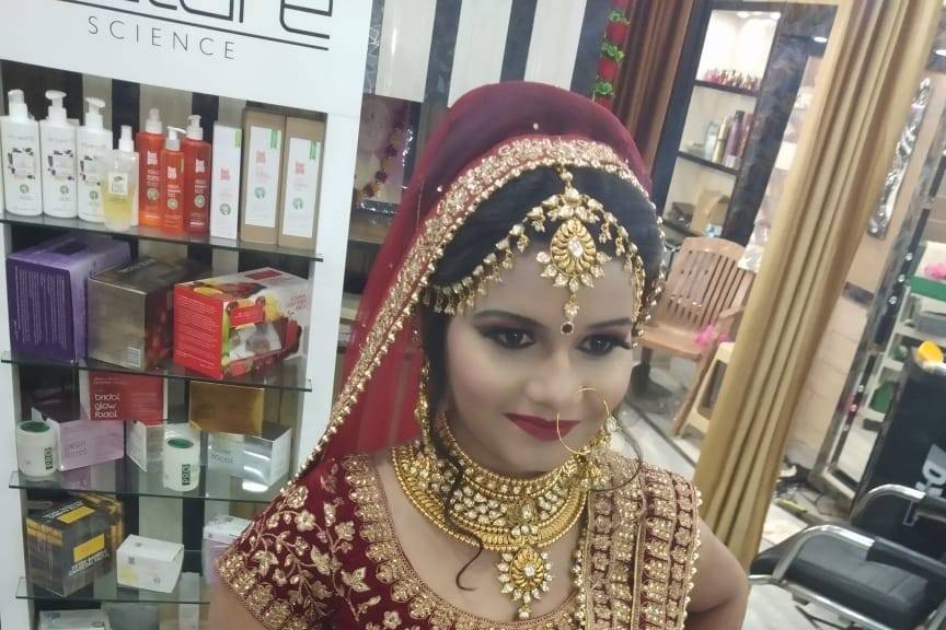 Bridal makeup