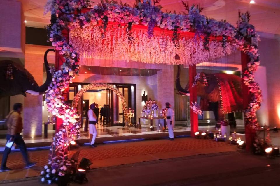 Entrance decor