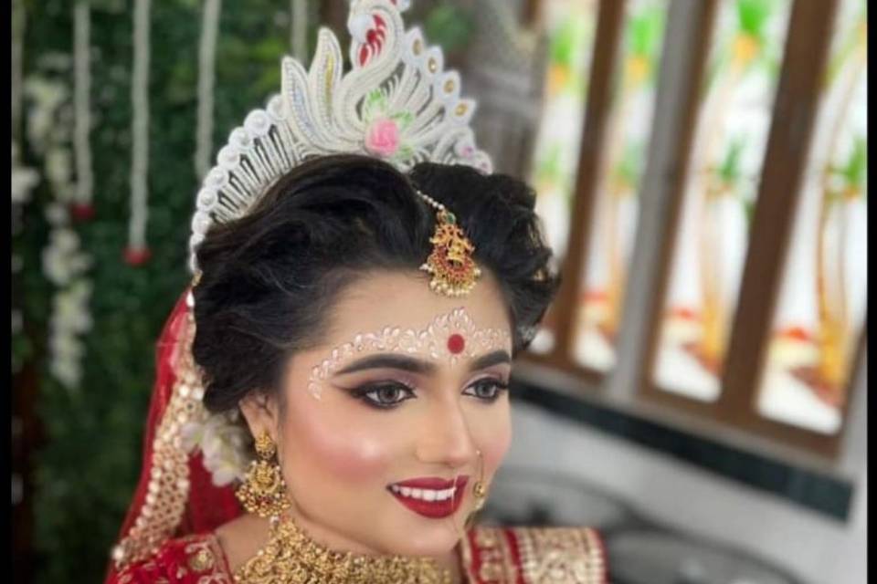 Bridal makeup