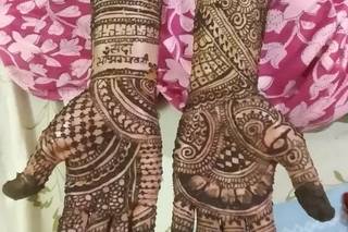 Kanak Mehndi Artist