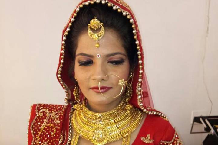 Bridal makeup