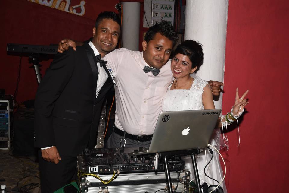 DJ Vally, Calangute