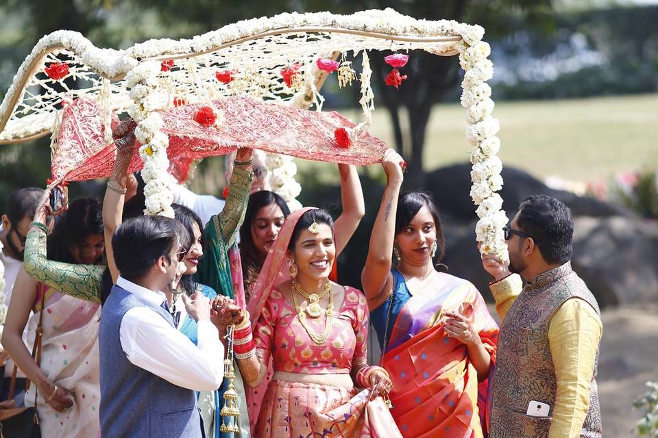 Bride entry