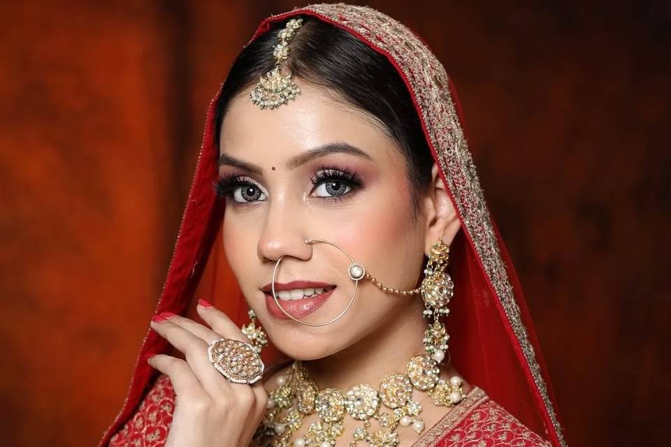 Makeup by Richa Bhatia