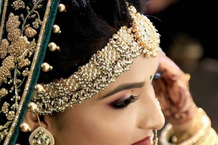 Bridal makeup