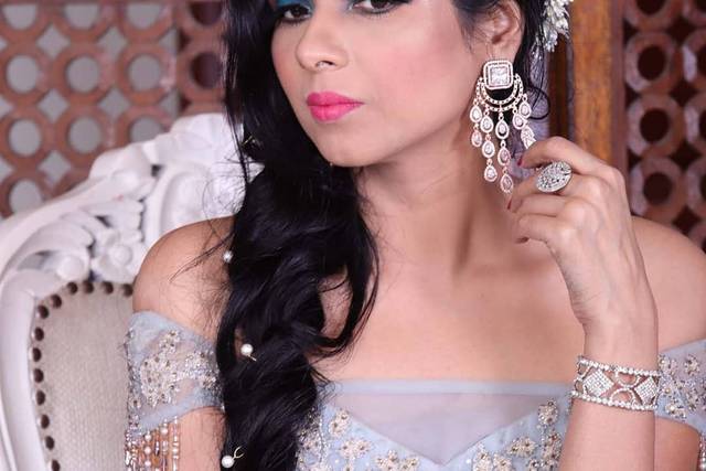 Party makeup