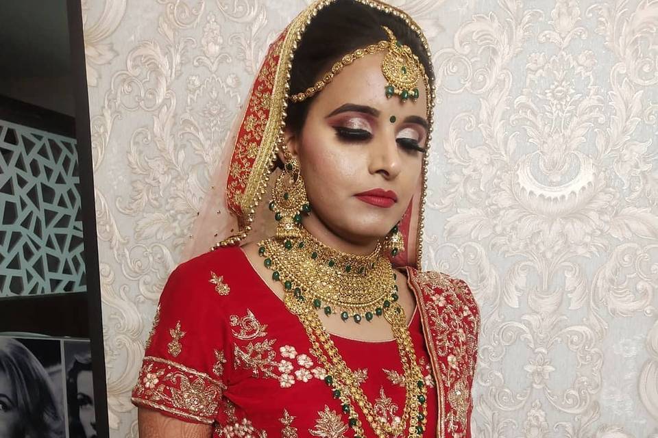 Bridal makeup