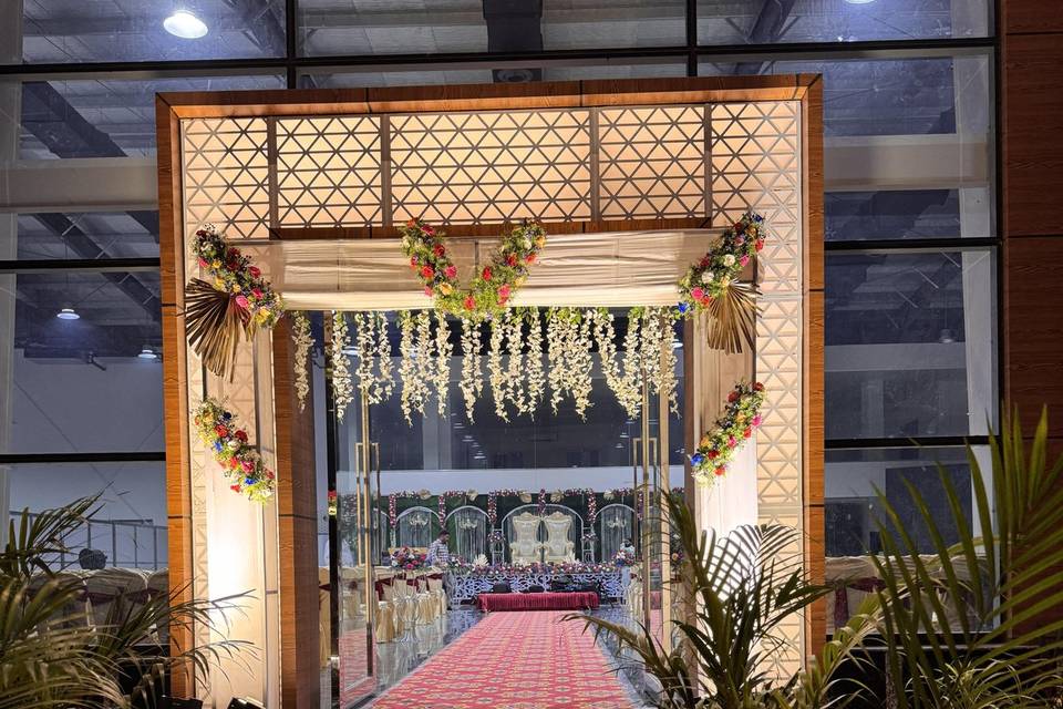 Entrance Decor