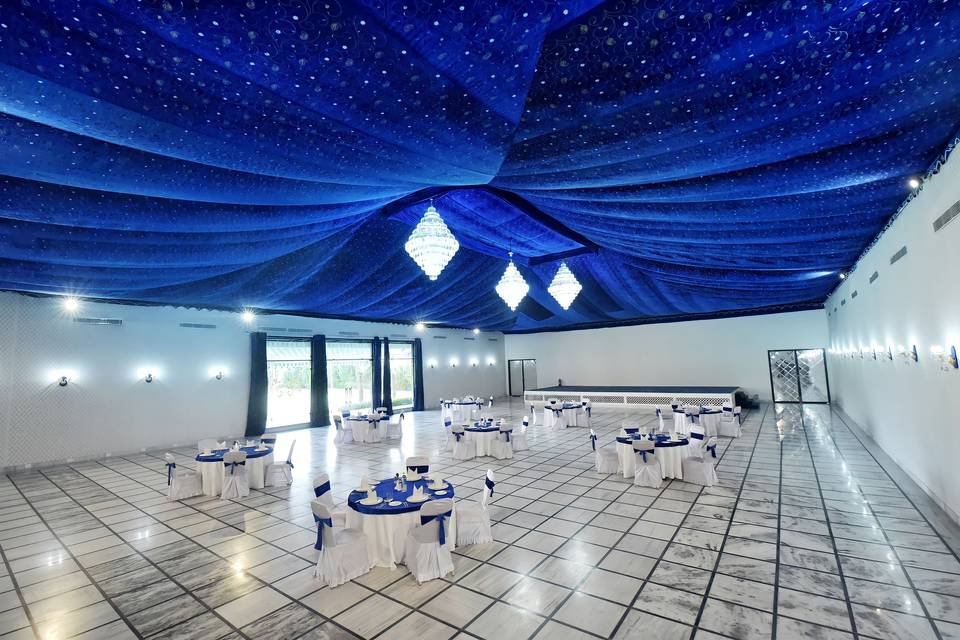 Banquet hall