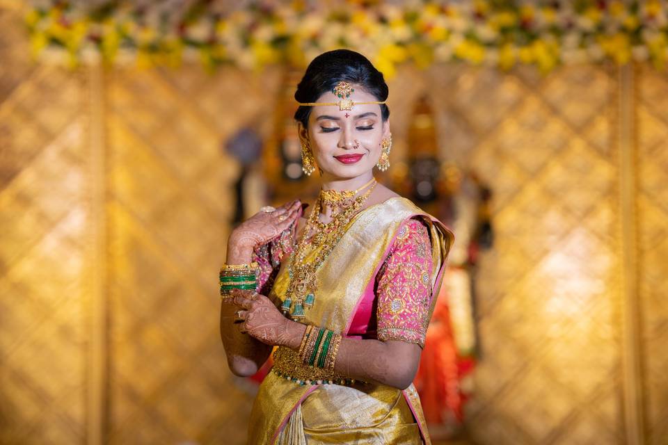 VA CREATIVES - WEDDINGS
