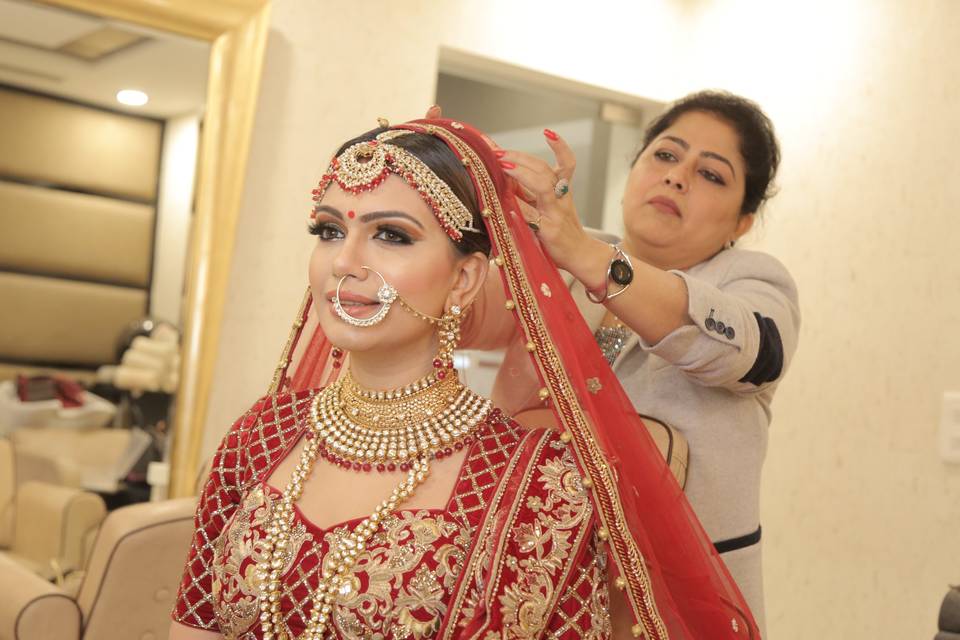 Best Bridal Make up in Delhi