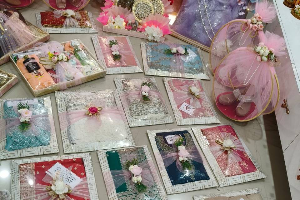 Engagement trousseau