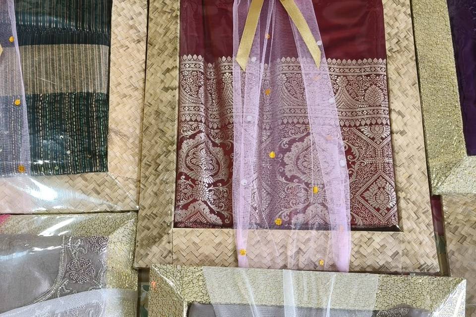 Engagement trousseau