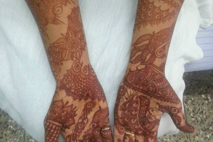 Designer mehndi