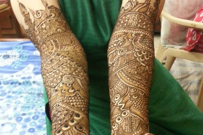 Designer mehndi