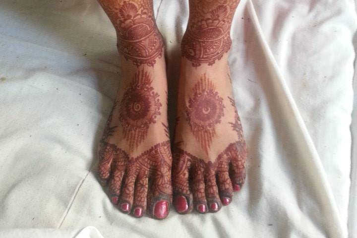 Designer mehndi