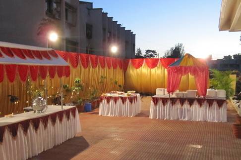 King Caterers and Decorators