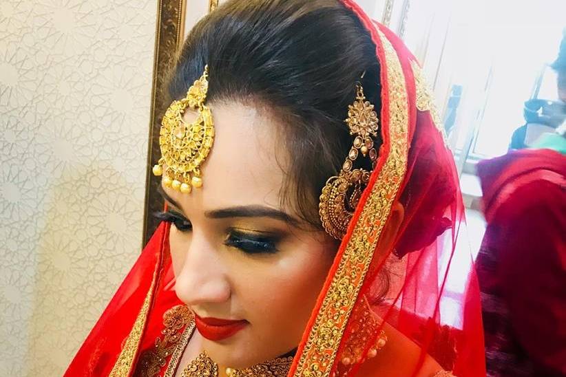 Bridal makeup