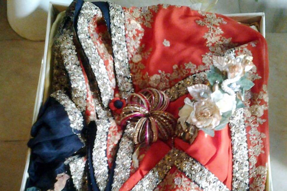 Saree Packing