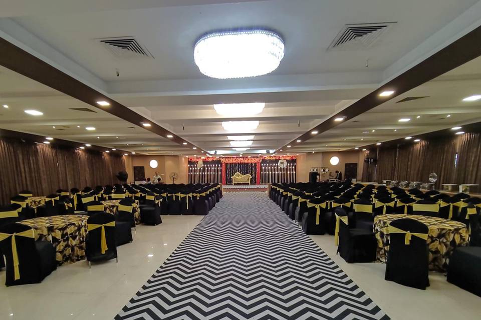 Banquet hall