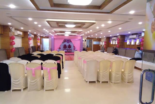 7 Square Restaurant And Banquet
