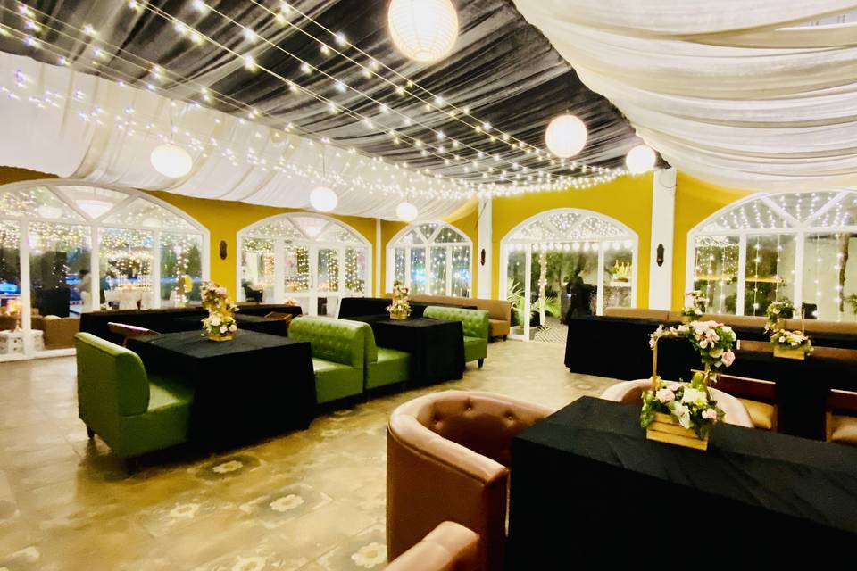 Banquet hall